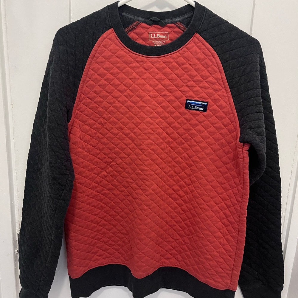 L.L. Bean Men's Red and Black Quilted Crewneck Sweater